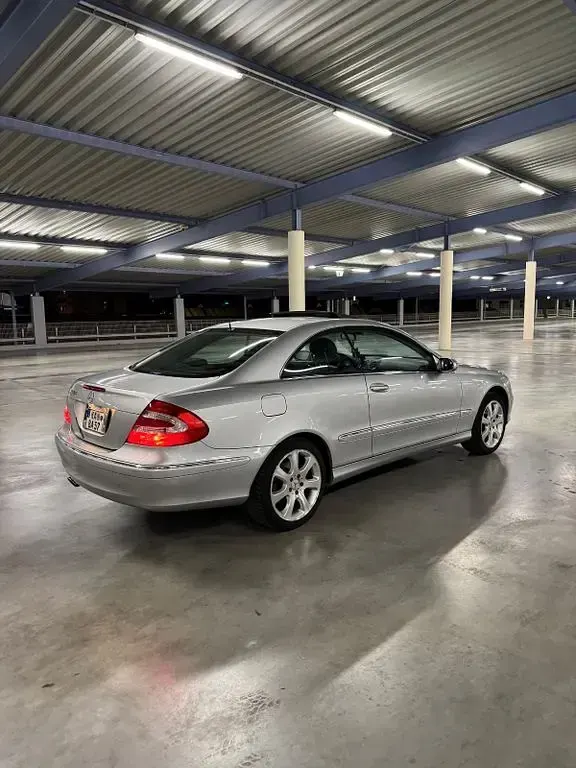Gebraucht Mercedes CLK320 Elegance 218 PS (160 kW) 2003 Silber Coupé