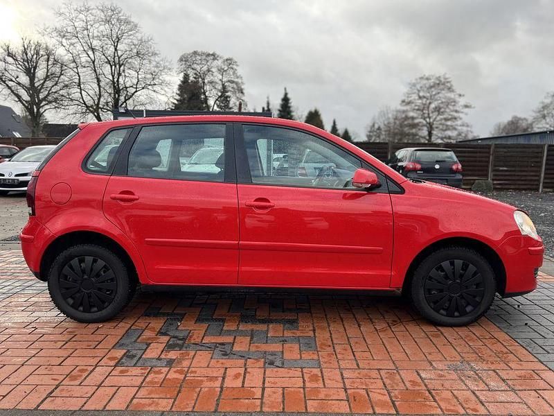 Gebraucht VW Polo 80 PS (58 kW) 2007 Rot Kleinwagen