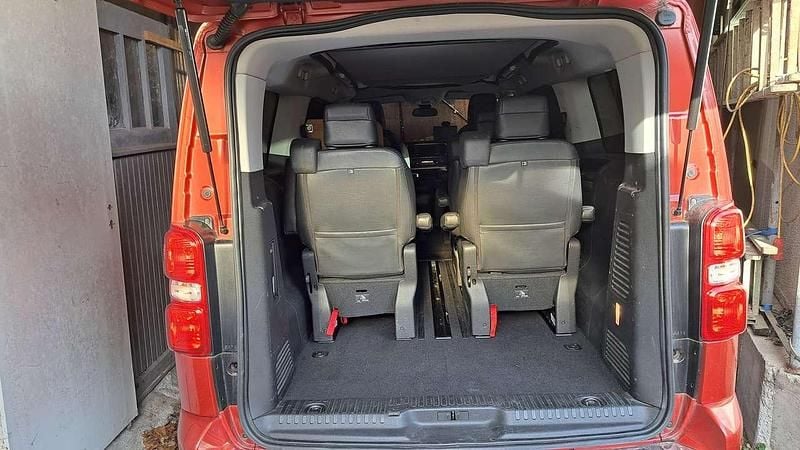 Gebraucht Peugeot Traveller Allure 177 PS (130 kW) 2018 Rot Van / Kleinbus