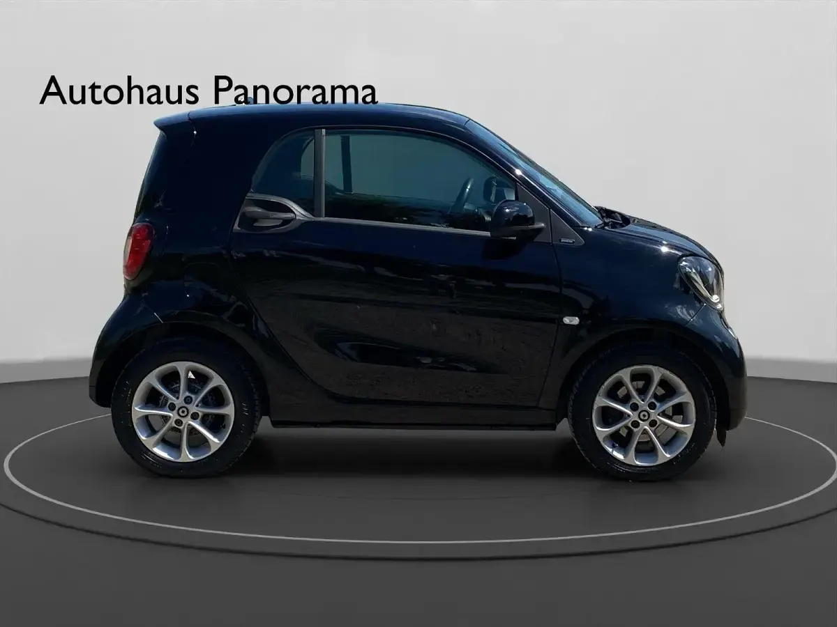 Gebraucht Smart ForTwo Coupé 71 PS (52 kW) 2016 Schwarz Coupé