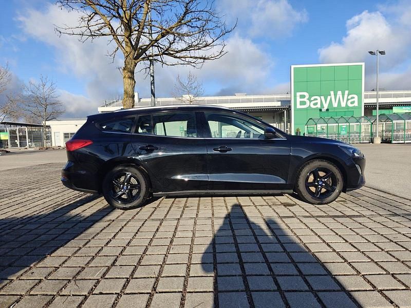 Gebraucht Ford Focus 125 PS (91 kW) 2022 Schwarz Kombi