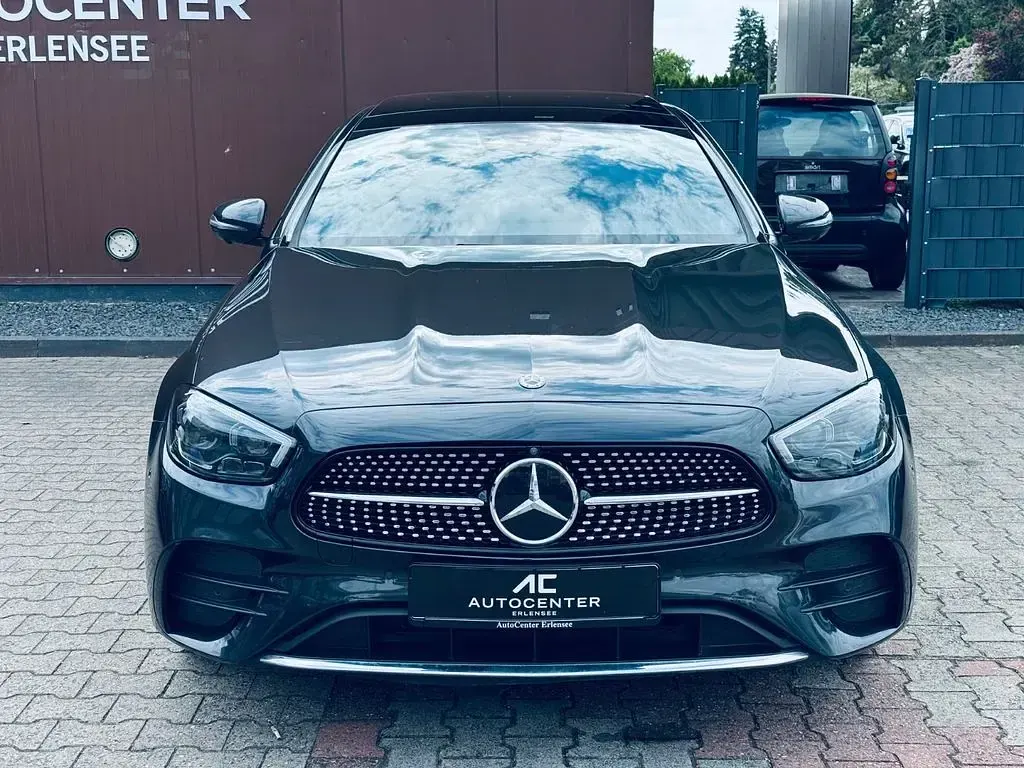 Gebraucht Mercedes E300 AMG line 194 PS (142 kW) 2020 Graphitgrau Limousine