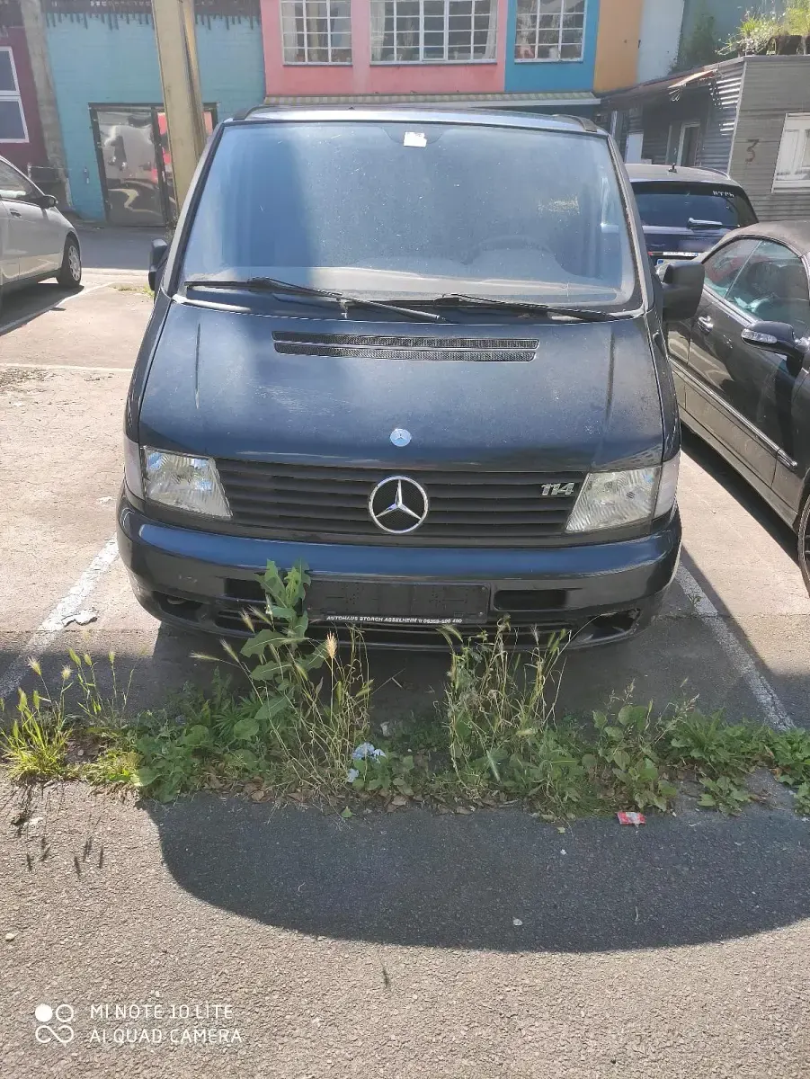 Gebraucht Mercedes Vito 142 PS (104 kW) 2002 Schwarz Van