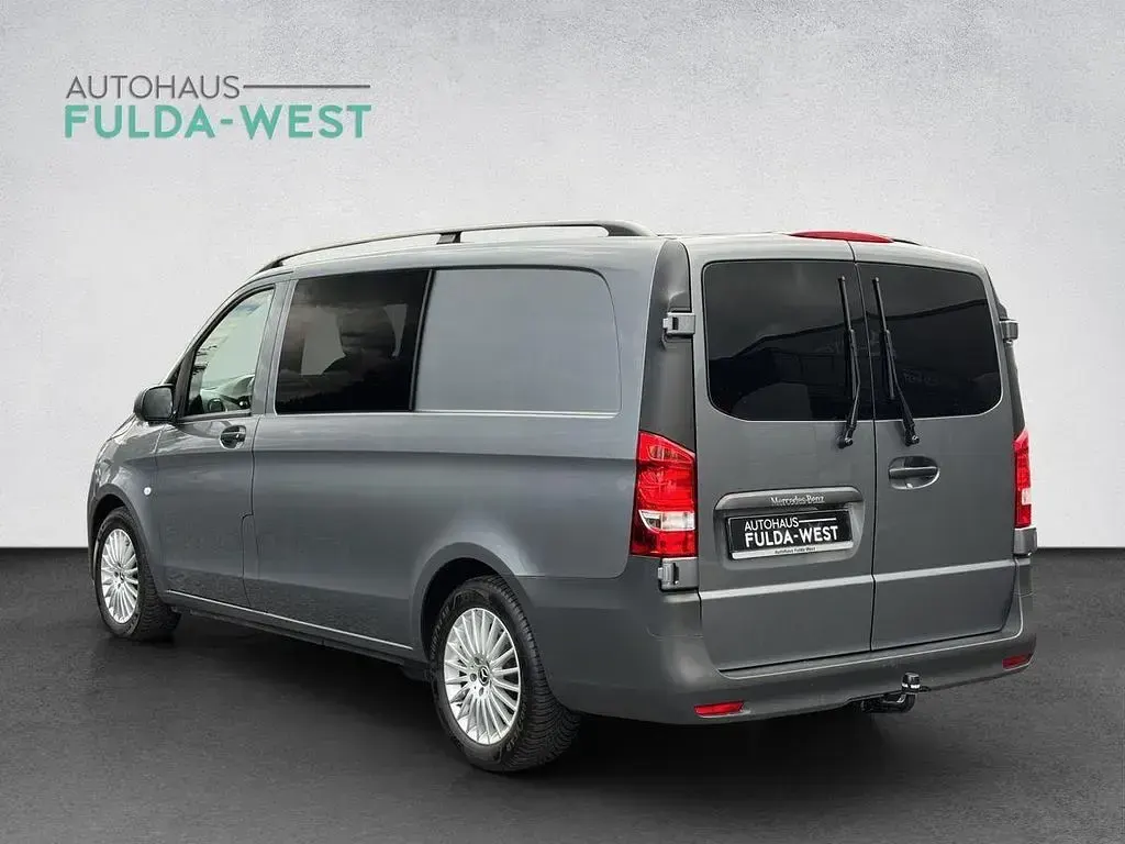Gebraucht Mercedes Vito 237 PS (174 kW) 2022 Grau Van