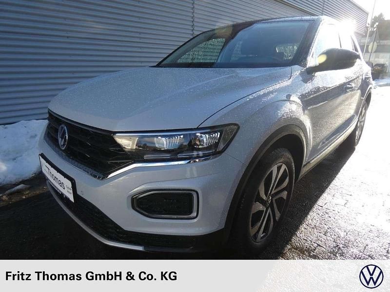 Gebraucht VW T-Roc Active 110 PS (80 kW) 2021 White silver schwarz SUV