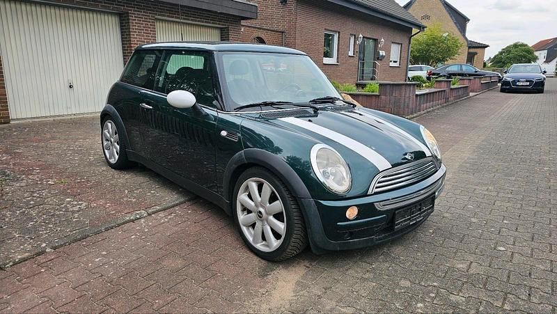 Grün Gebraucht 2002 Mini Cooper Kleinwagen | 1.100 € (Superpreis) - Bild 1/4