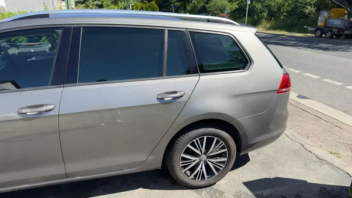 Gebraucht VW Golf VII Comfortline 110 PS (80 kW) 2016 Silber Kombi