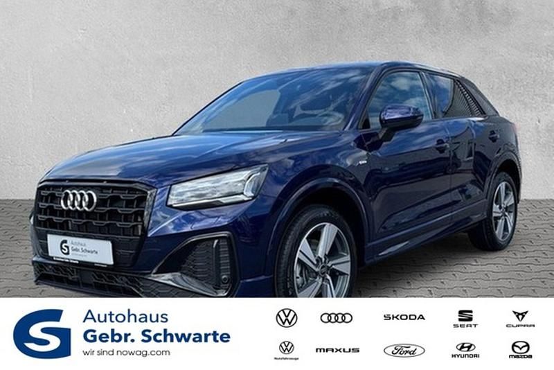 Gebraucht Audi Q2 S-Line 150 PS (110 kW) 2025 Navarrablau metallic SUV
