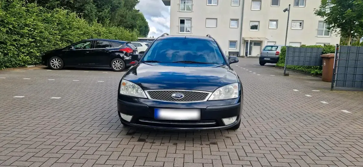 Gebraucht Ford Mondeo 130 PS (95 kW) 2004 Schwarz Kombi