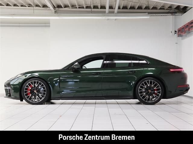 Neu Porsche Panamera 4S E-Hybrid 544 PS (400 kW) 2025 Gruen Kleinwagen