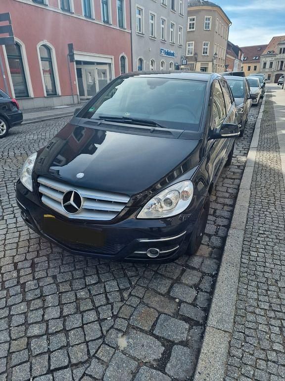 Gebraucht Mercedes B150 95 PS (69 kW) 2008 Schwarz Van / Kleinbus