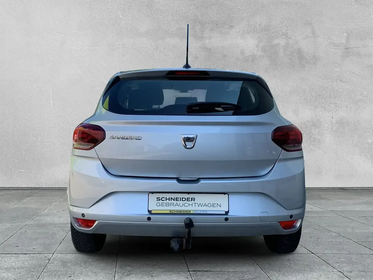 Gebraucht Dacia Sandero Comfort 101 PS (74 kW) 2022 Grau Kleinwagen