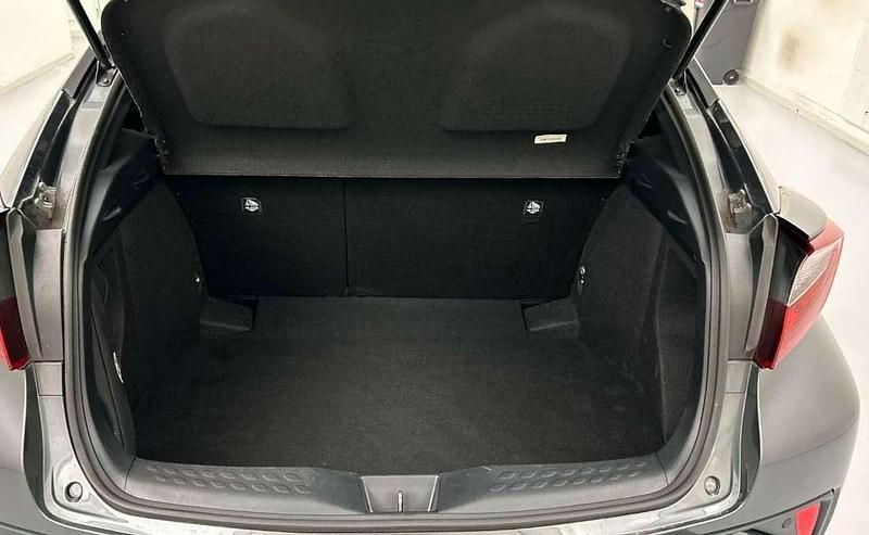 Gebraucht Toyota C-HR 98 PS (72 kW) 2022 Grau SUV