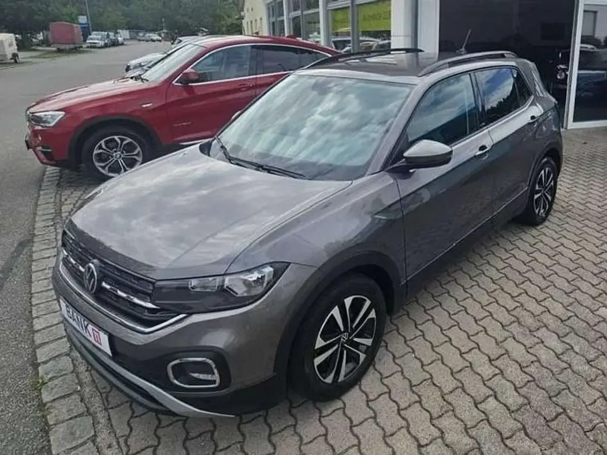 Gebraucht VW T-Cross United 110 PS (80 kW) 2021 Limestone grey metallic SUV