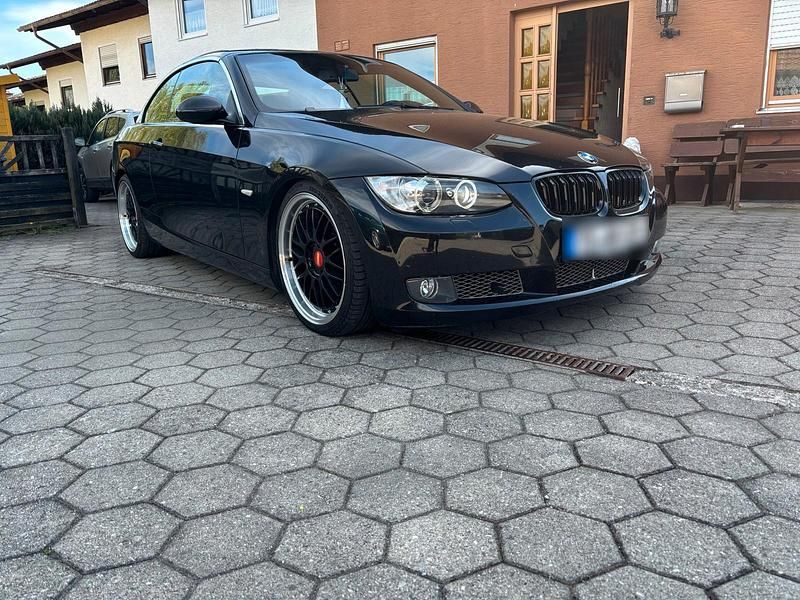 Gebraucht BMW 335 Cabriolet 360 PS (264 kW) 2007 Schwarz Cabrio