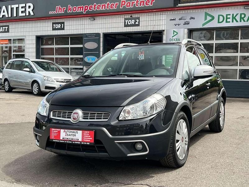 Gebraucht Fiat Sedici Pop 120 PS (88 kW) 2013 Schwarz SUV