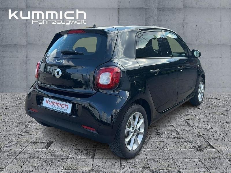Używany Smart ForFour 90 KM (66 kW) 2019 Czarny Hatchback