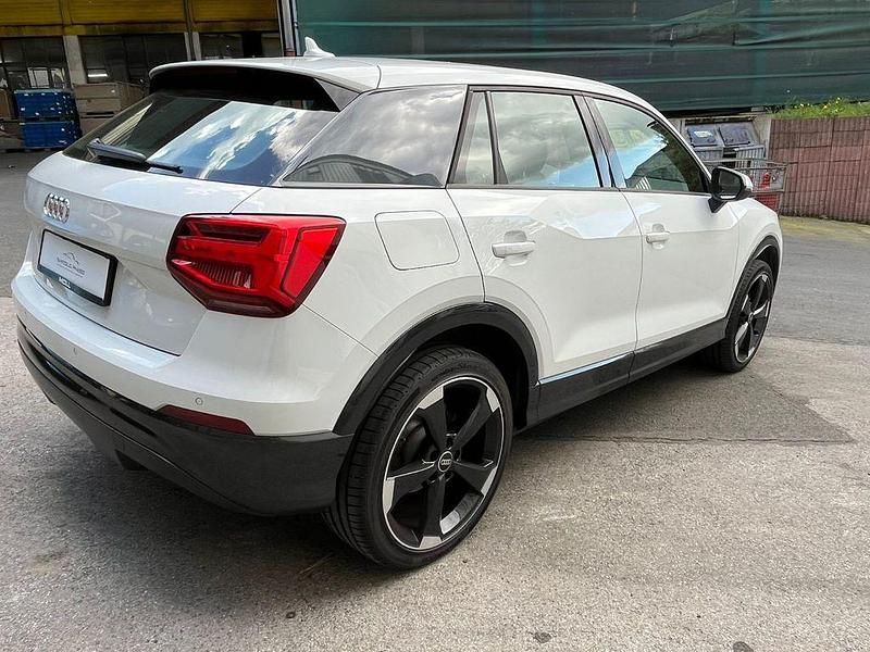 Gebraucht Audi Q2 Design 116 PS (85 kW) 2017 Weiß SUV