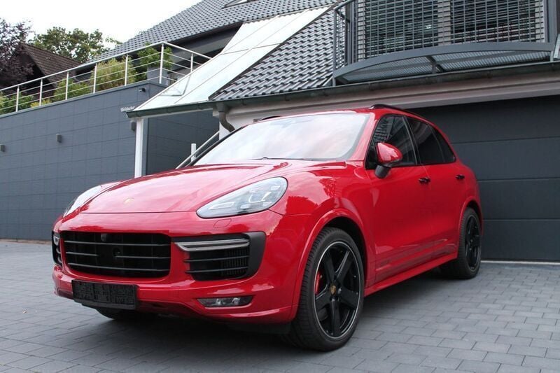 Gebraucht Porsche Cayenne GTS 441 PS (324 kW) 2017 Rot SUV