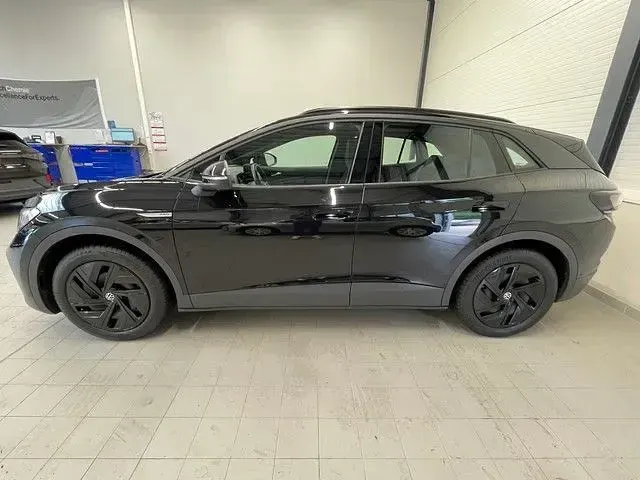 Gebraucht VW ID.4 Pro Performance 150 kW (204 PS) 2023 Grenadillschwarz metallic SUV