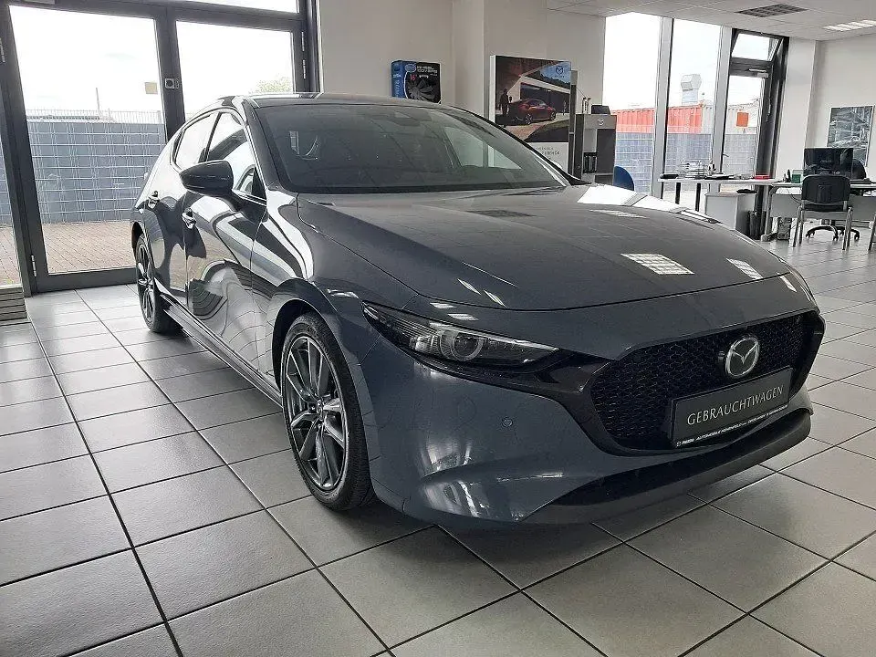 Gebraucht Mazda 3 Selection 122 PS (89 kW) 2019 Polymetal grau Limousine