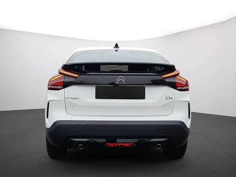 Gebraucht Citroën C4 Feel 131 PS (96 kW) 2023 Weiß Limousine