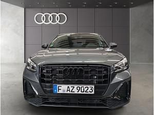 Gebraucht Audi Q2 150 PS (110 kW) 2026 Grau (daytonagrau perleffekt/daytonagrau perleffekt) SUV