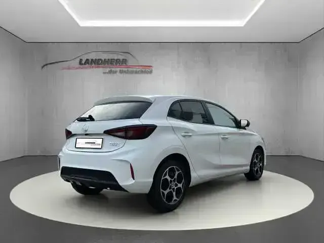 Neu MG MG3 Luxury 194 PS (142 kW) 2026 Weiß Kleinwagen