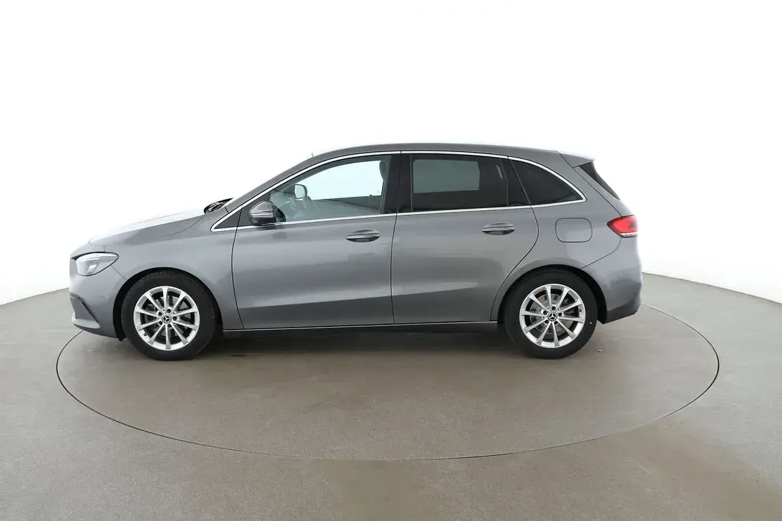 Gebraucht Mercedes B200 Progressive 163 PS (119 kW) 2019 Grau Kleinwagen