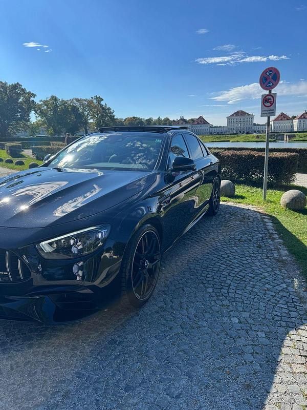 Schwarz Gebraucht 2021 Mercedes E63S AMG AMG Limousine | 74.950 € (Superpreis) - Bild 1/4