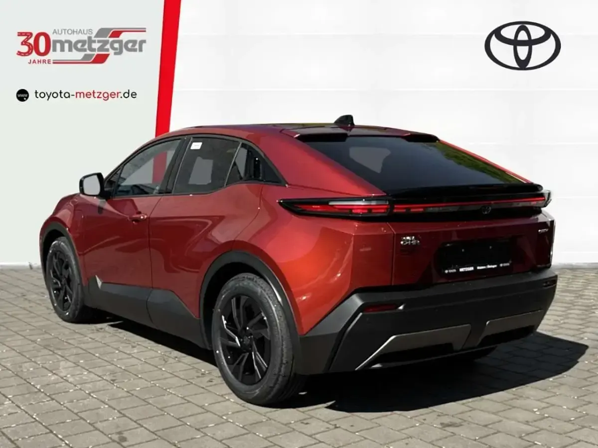 Neu Toyota C-HR 224 PS (164 kW) 2026 Metal oxide metallic SUV