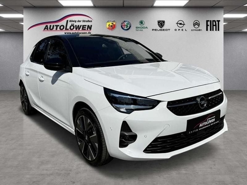 Gebraucht Opel Corsa-e Ultimate 100 kW (136 PS) 2024 Arktis weiß (weiß) Kleinwagen