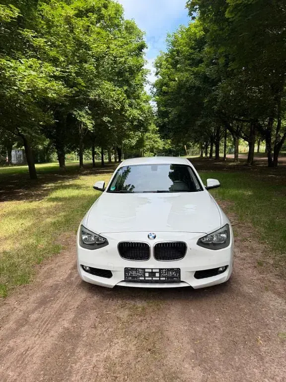Gebraucht BMW 116 136 PS (100 kW) 2012 Weiß Kleinwagen