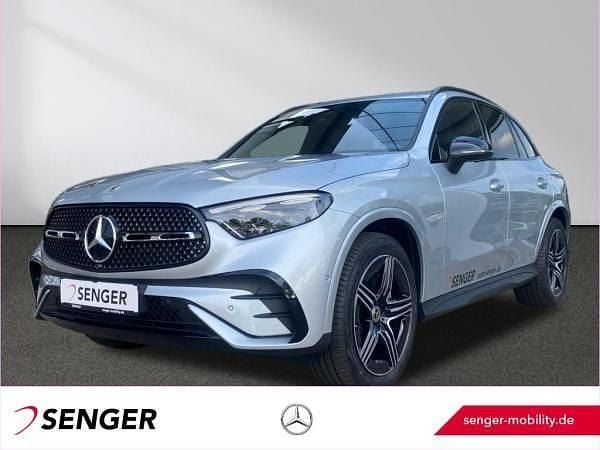 Silber (lack hightechsilber) Gebraucht 2025 Mercedes GLC220 AMG SUV | 57.922 € (Guter Preis) - Bild 1/4