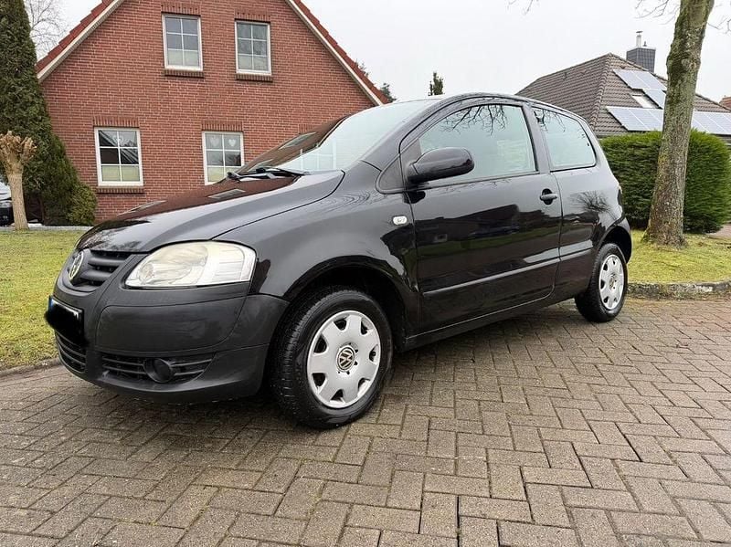 Schwarz Gebraucht 2006 VW Fox Kleinwagen | 690 € (Superpreis) - Bild 1/4