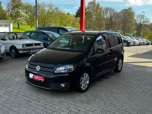 Gebraucht VW Touran Life 105 PS (77 kW) 2014 Schwarz Van / Kleinbus