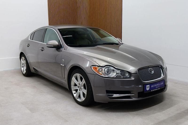 Gebraucht Jaguar XF Luxury 241 PS (177 kW) 2010 Grau Limousine