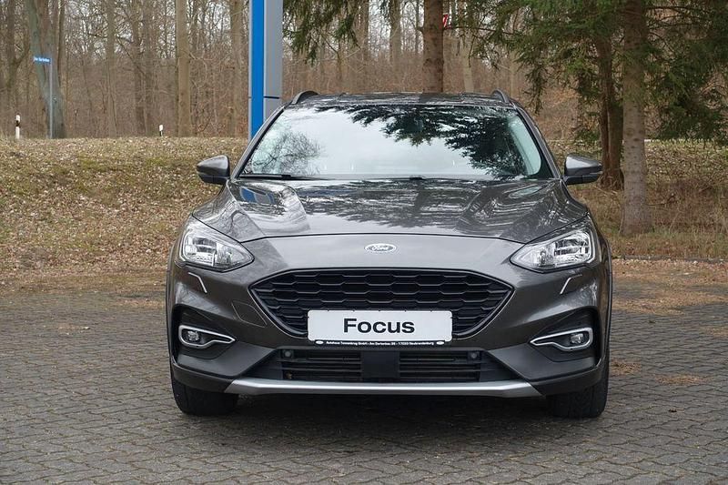 Gebraucht Ford Focus Active 125 PS (91 kW) 2021 Grau Limousine