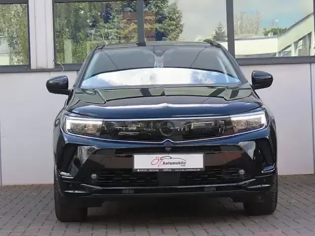 Gebraucht Opel Grandland X 131 PS (96 kW) 2024 Schwarz SUV