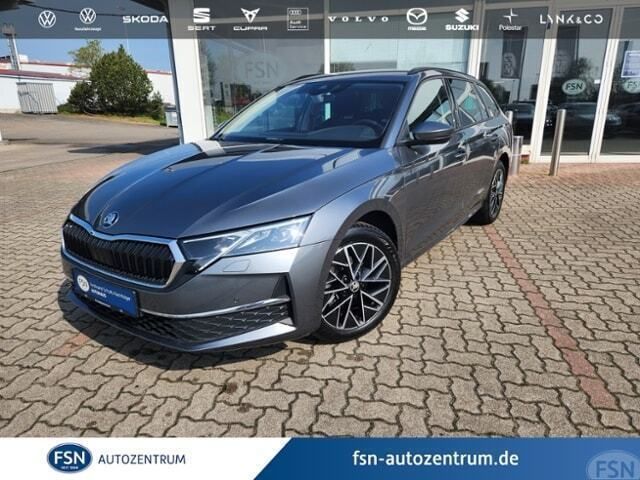 Grau Gebraucht 2024 Skoda Octavia Selection Kombi | 33.180 € (Fairer Preis) - Bild 1/4