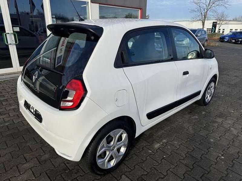 Gebraucht Renault Twingo Life 65 PS (47 kW) 2021 Weiß Kleinwagen