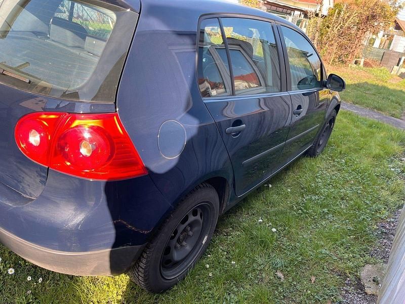 Gebraucht VW Golf IV Comfortline 75 PS (55 kW) 2004 Blau Limousine