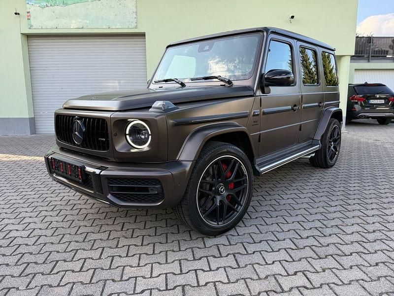 Braun Gebraucht 2020 Mercedes G63 AMG AMG SUV | 130.900 € - Bild 1/4