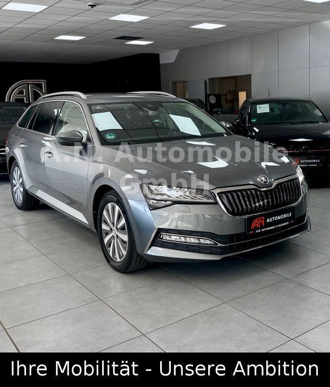 Grau Gebraucht 2021 Skoda Superb Style Limousine | 22.900 € (Fairer Preis) - Bild 1/4