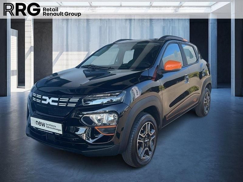 Astralschwarz (schwarz) Gebraucht 2023 Dacia Spring Essentiel Kleinwagen | 13.489 € (Fairer Preis) - Bild 1/3