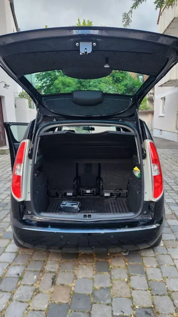 Gebraucht Skoda Roomster Plus Edition 86 PS (63 kW) 2010 Schwarz Van / Kleinbus