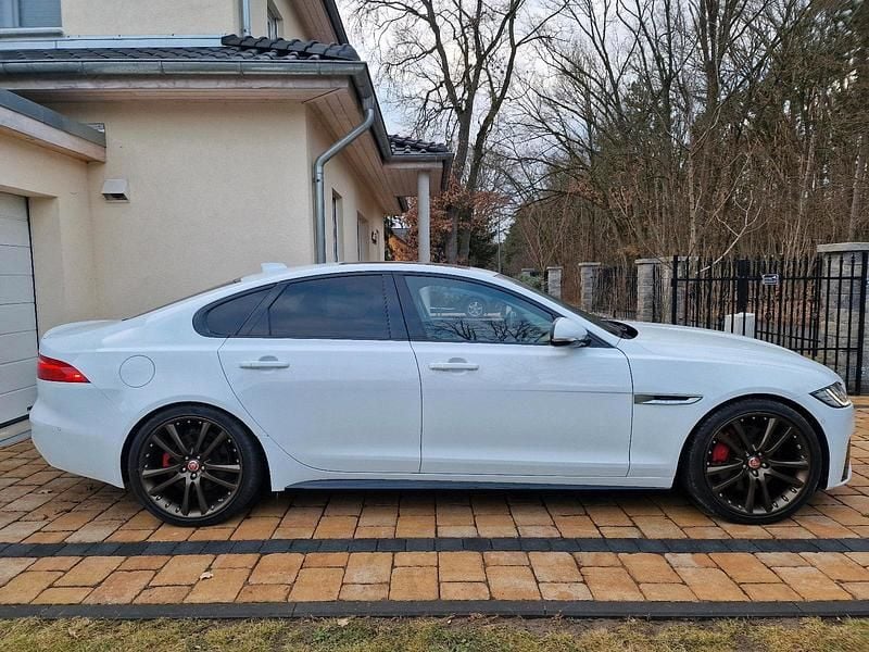 Gebraucht Jaguar XF S 381 PS (280 kW) 2017 Weiß Limousine