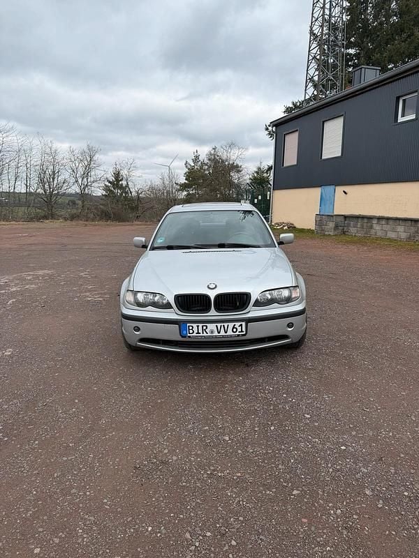 Gebraucht BMW 316 116 PS (85 kW) 2002 Silber Limousine