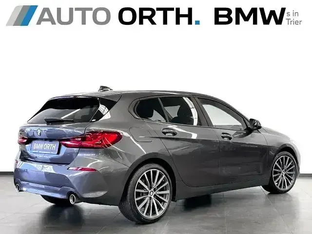 Gebraucht BMW 118 Performance 150 PS (110 kW) 2021 Mineralgrau Kleinwagen