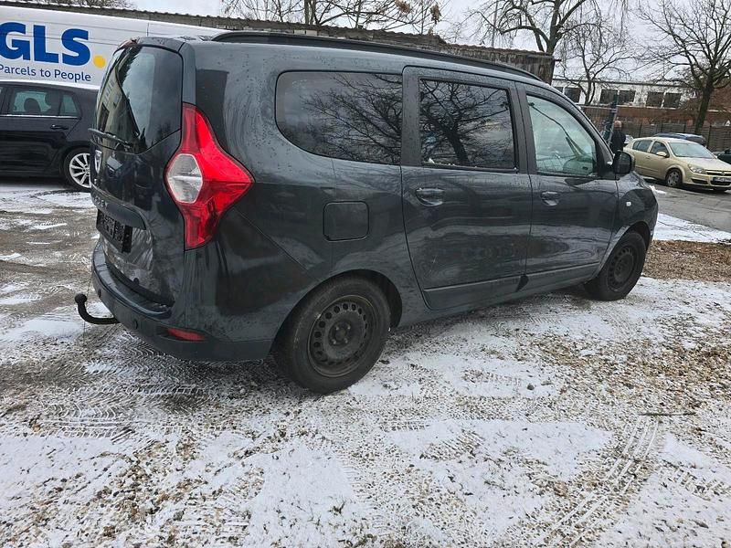 Gebraucht Dacia Lodgy 116 PS (85 kW) 2013 Van / Kleinbus